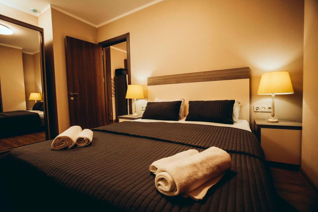 Holiday Lux Sea Towers Batumi Esterno foto